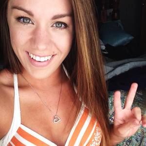 Meet your Posher, Carlie